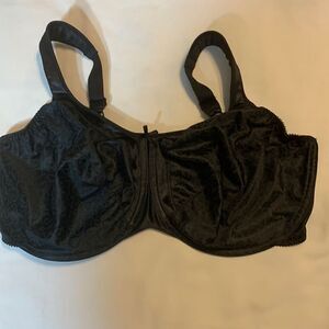 Bali Size 42DDD black bra. No padding but underwire and wide straps